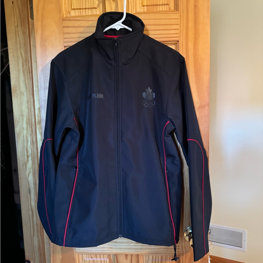 HBC Official Outfitter Mens Soft shell Small